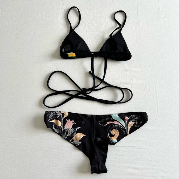 Agua bendita Bikini Set Romy Mare Top and Bottom Size Top-S Bott-M - Picture 9 of 10